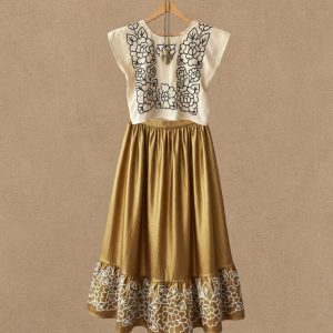 TRAJE DE GALA FLOR ISTMEÑA DORADO